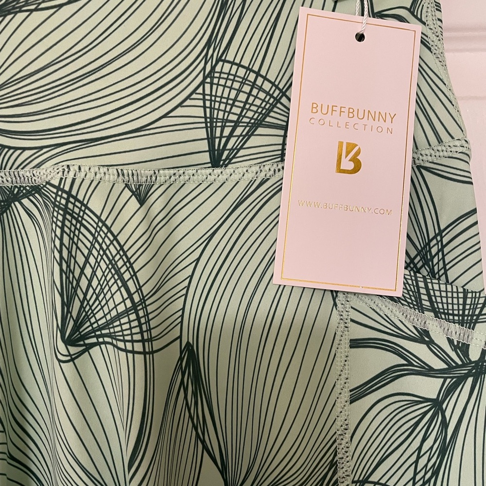 NWT BuffBunny Green Citrus Set (Top / Leggings) - Picture 3 of 7